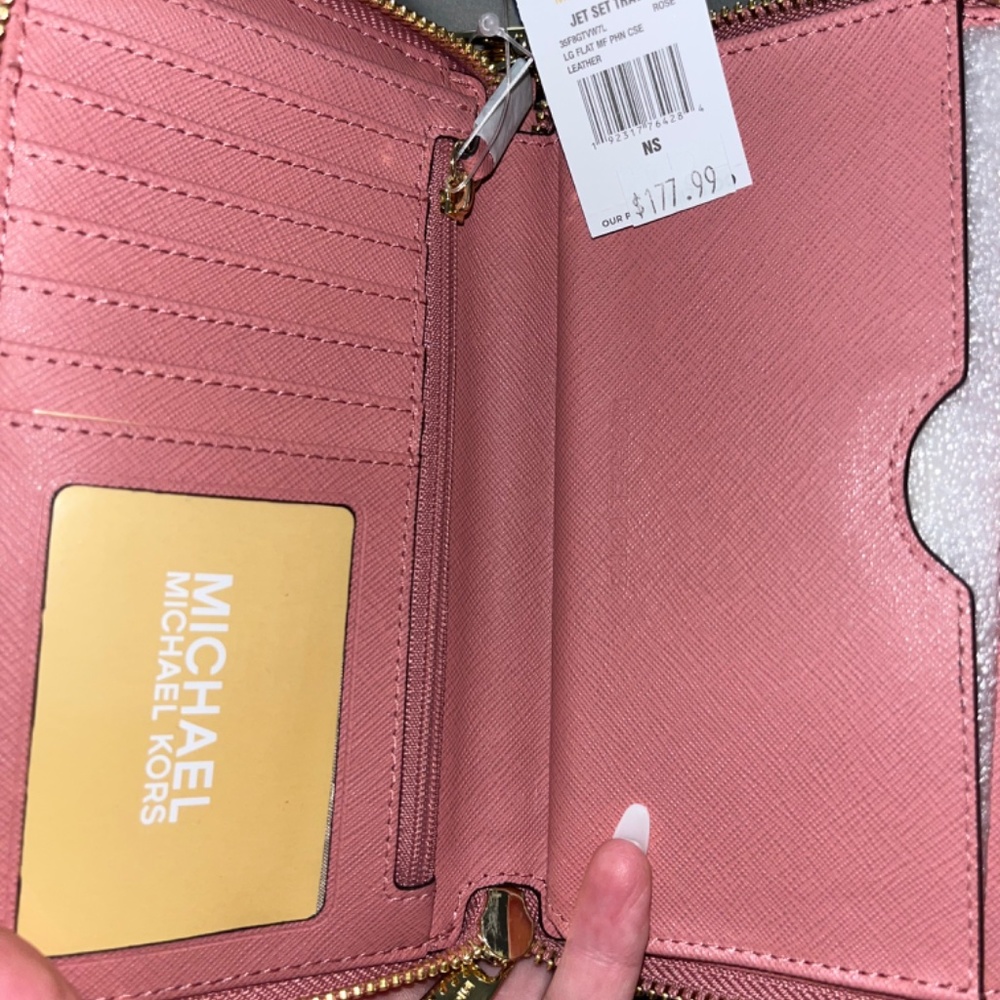 Michael Kors Jet Set wallet - Picture 2 of 2